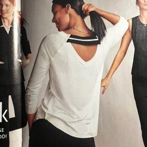 Cabi Medium Center Sweatshirt